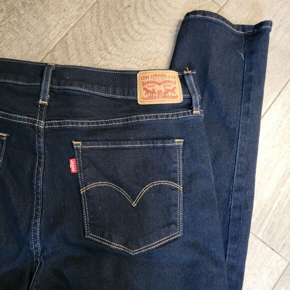 Women's Size 32 Levis 311 Shaping Skinny Jeans Dark Wash Stretch Denim Western - Picture 2 of 5